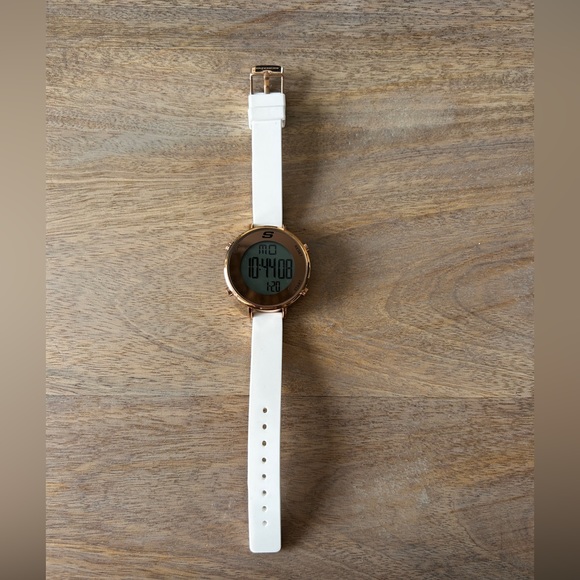 Sketchers Digital Watch never worn - Picture 1 of 4